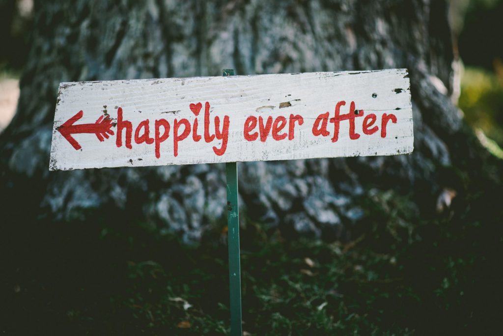 Save a relationship happily ever after, a read title with an arrow on dark background, love, on Journeyofsmiley blog